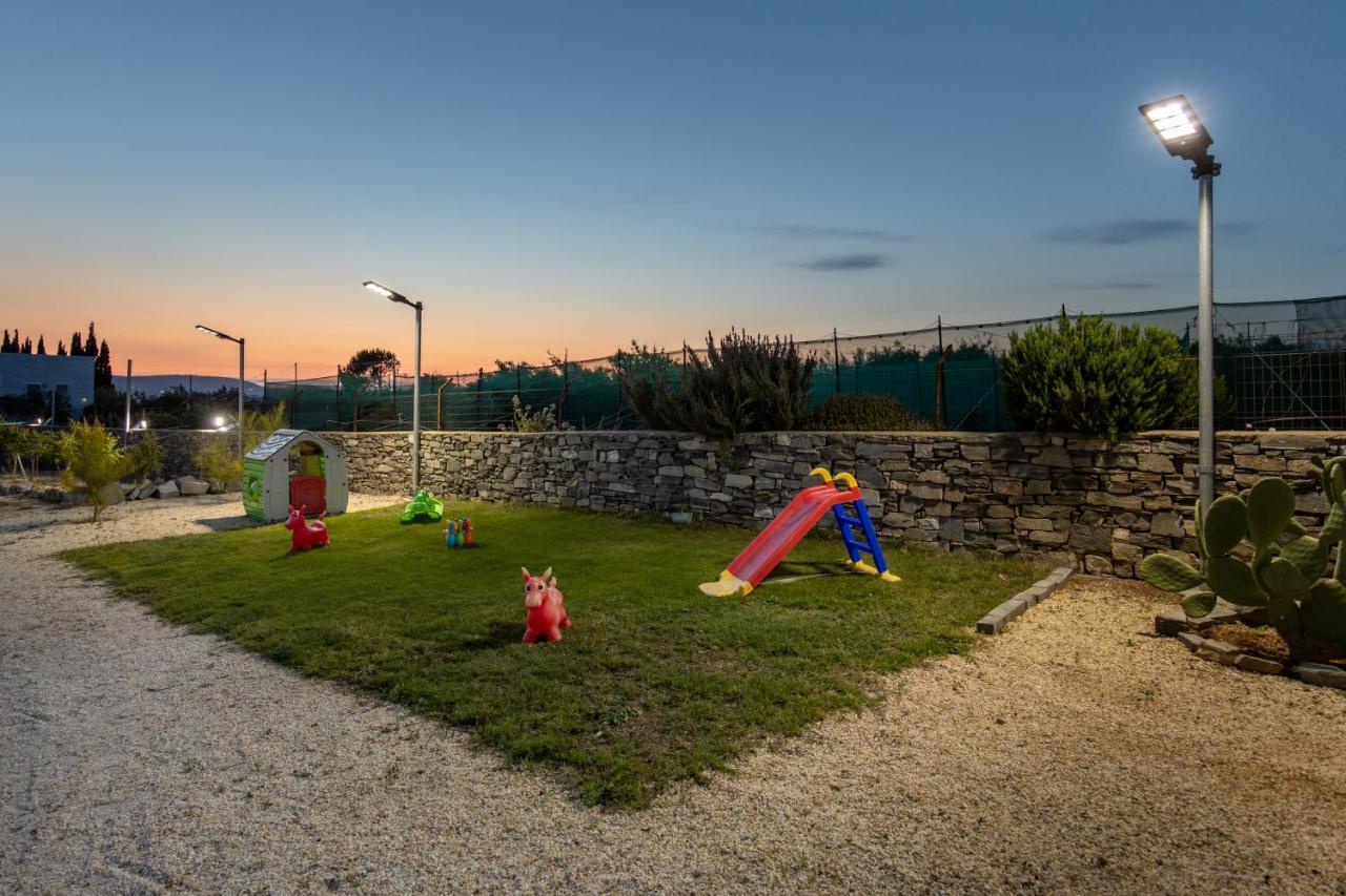Bluebell Resort Villa Sunrise パロス島 エクステリア 写真